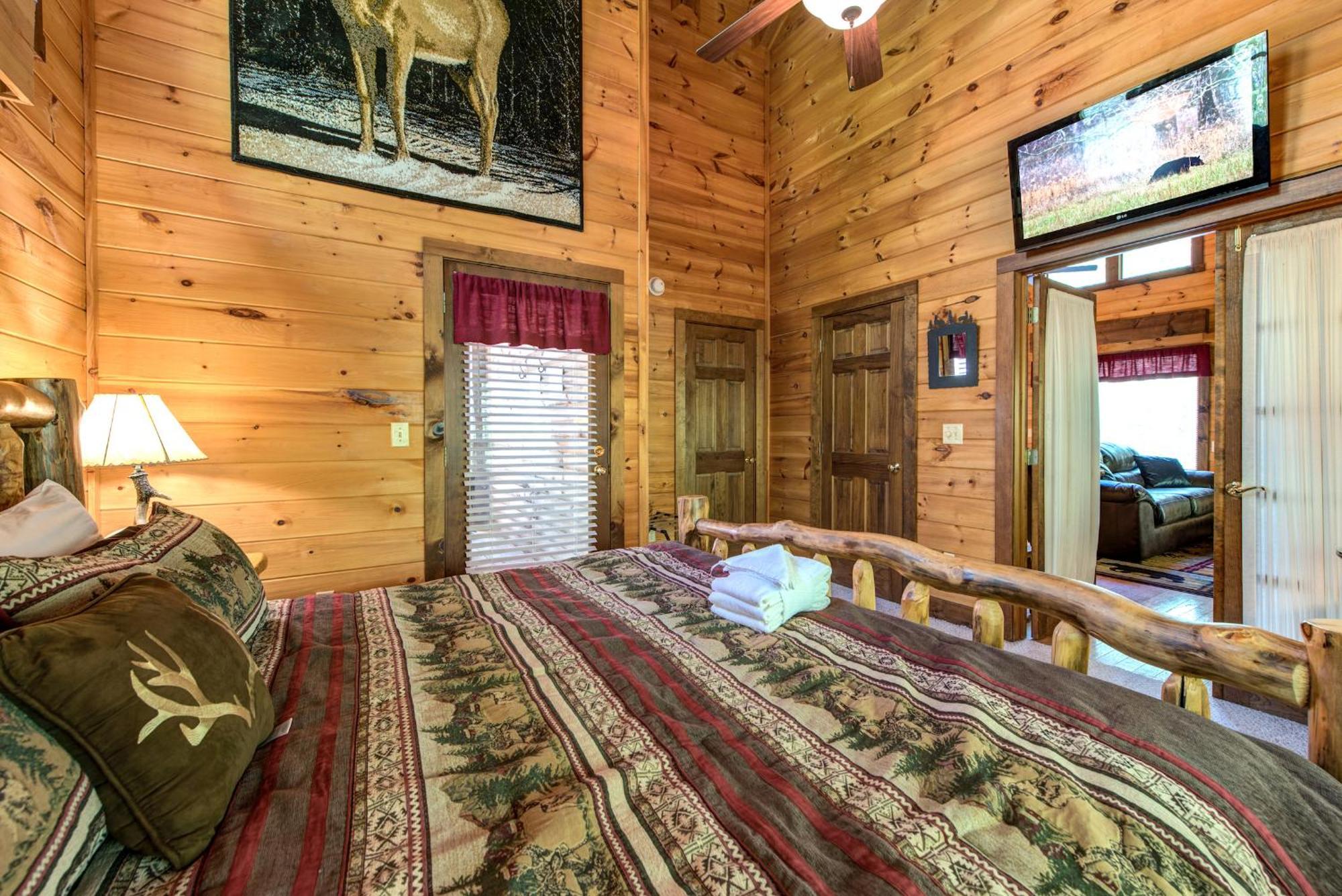 Fawn Cabin, 1 Bedroom, Sleeps 4, Hot Tub, Private, Pets, Gas Fireplace Gatlinburg Buitenkant foto